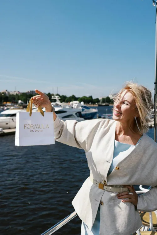 В Петербурге провели бранч в яхт-клубе показав космецевтику Formula Dr. Lyuter с двух ключевых ракурсов